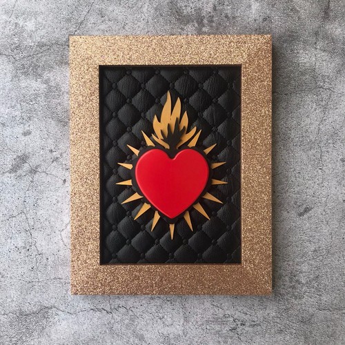 Cuore sacro oro rosso nero